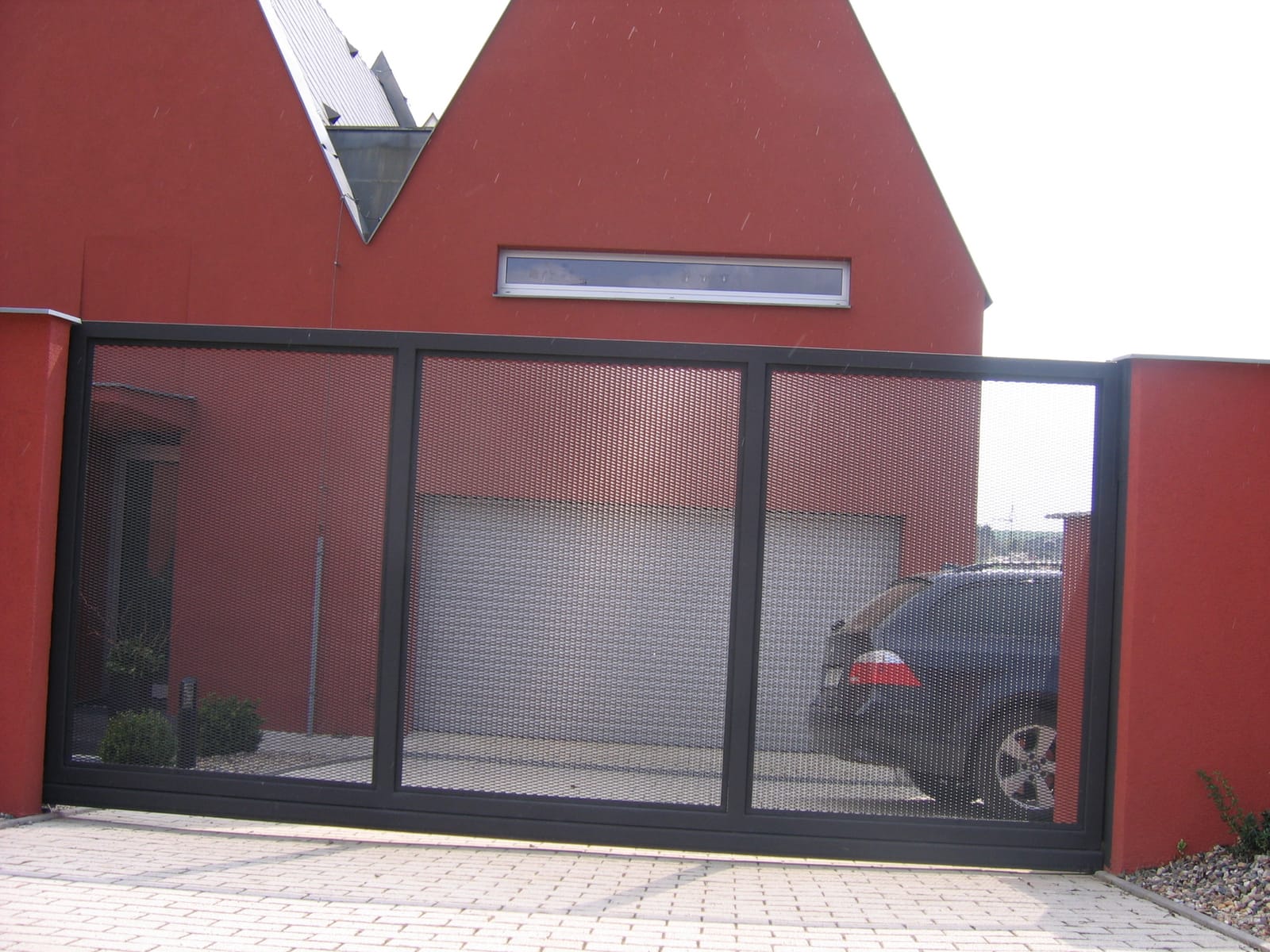 Brána nebo plot — záznam 031