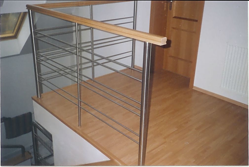 Schodiště a zábradlí — záznam 004